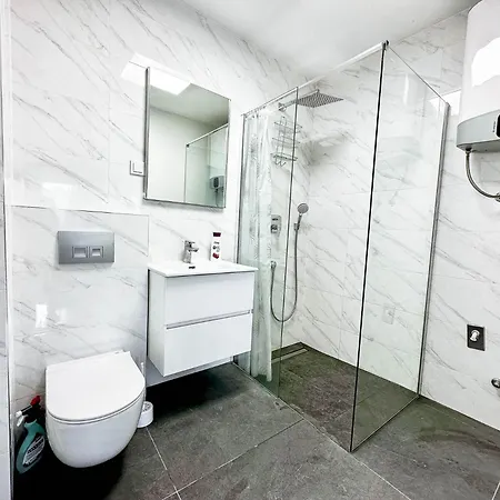 Апартаменты Brand New 2 Bed, 1 Bath Задар