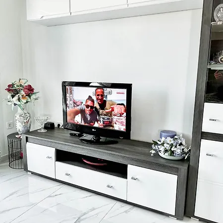 Villa Zadar 2 Bed, 1 Bath Condo Апартаменти Задар