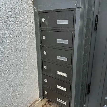 公寓 Brand New 2 Bed, 1 Bath 扎达尔